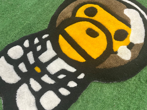 Astronaut Milo Rug
